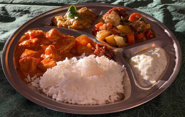 Karanteeniruokaa kaukomailta: Dhal Bhat Tarkari